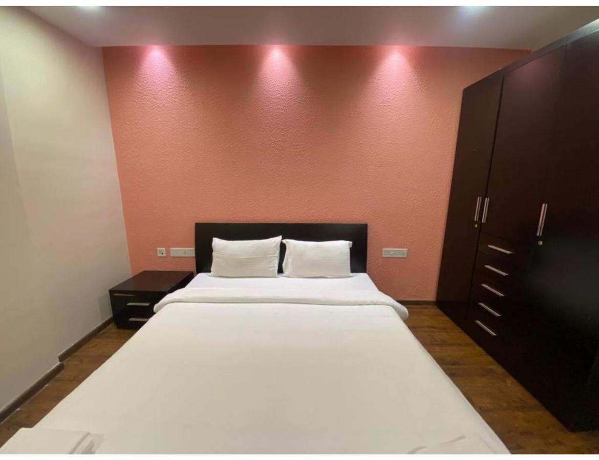 Aarju Luxurious Stay Calangute Esterno foto