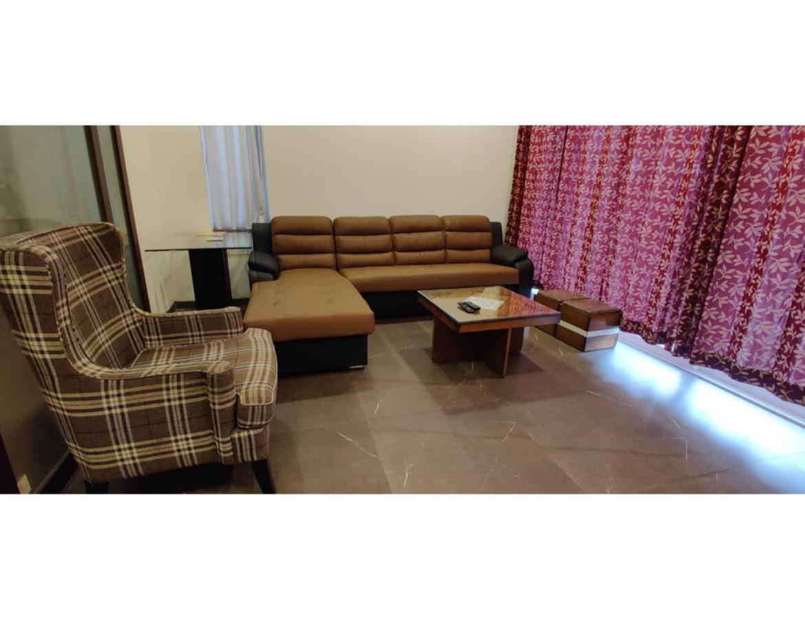 Aarju Luxurious Stay Calangute Esterno foto