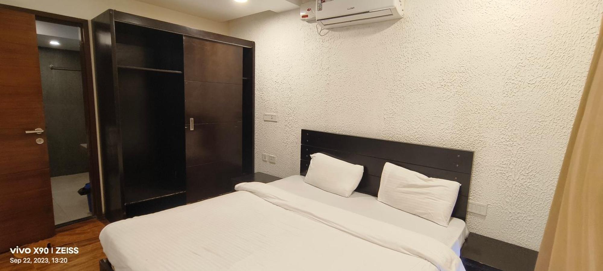 Aarju Luxurious Stay Calangute Esterno foto